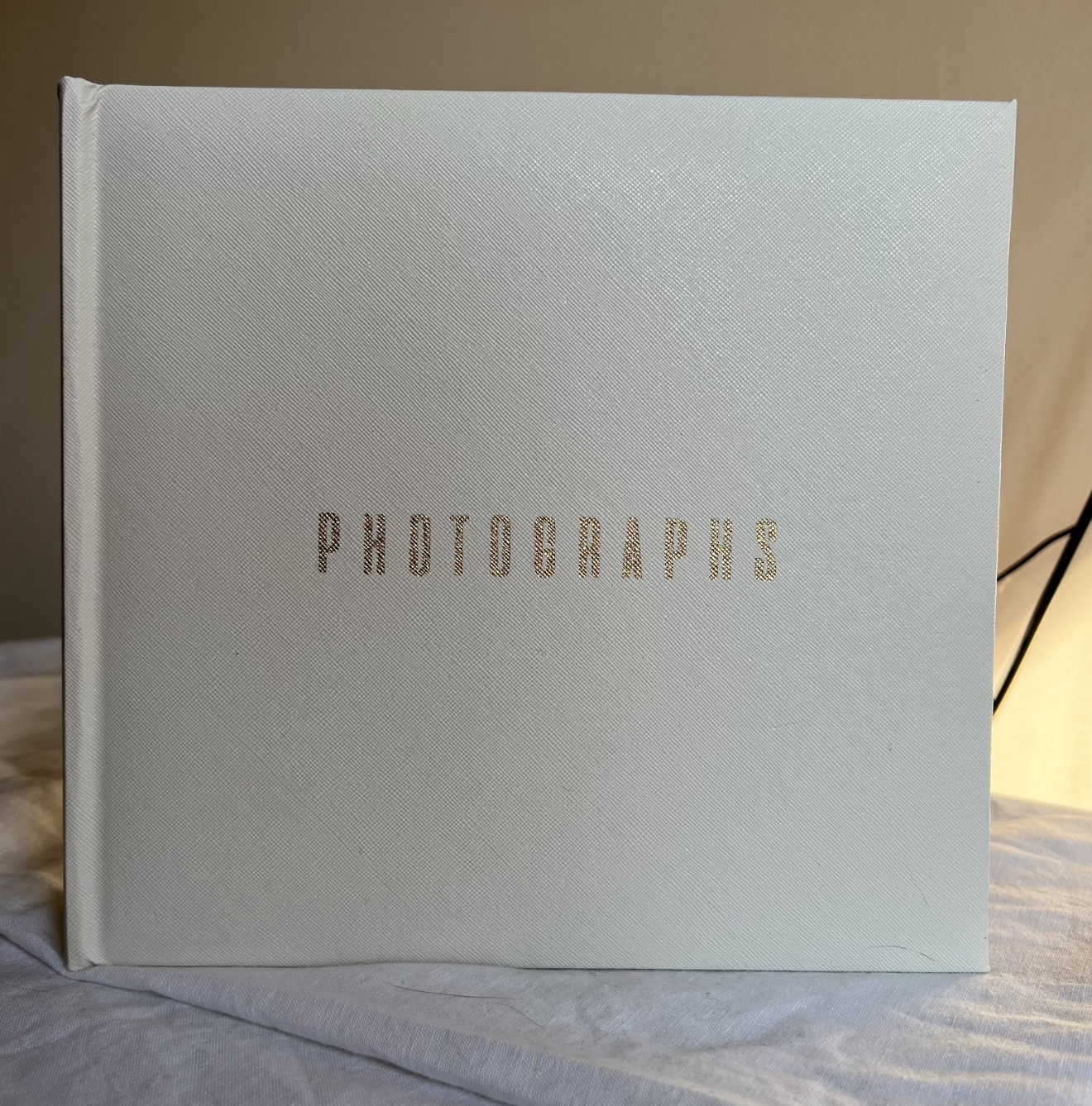 Фотоальбом на 200 фото «Photographs» бежевий